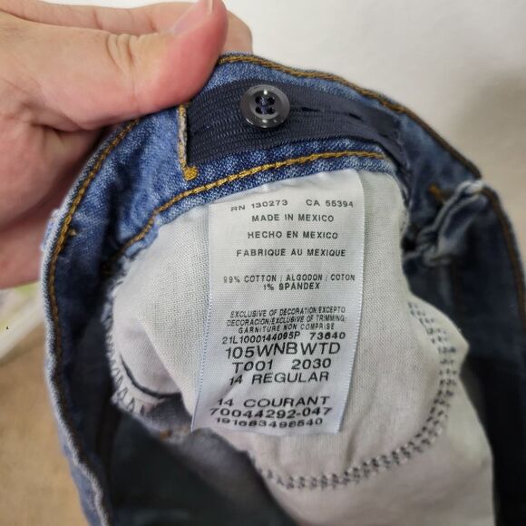 Wrangler Girls Light Acid Wash Distressed Classic Straight Cut Off Denim Shorts - Picture 7 of 8